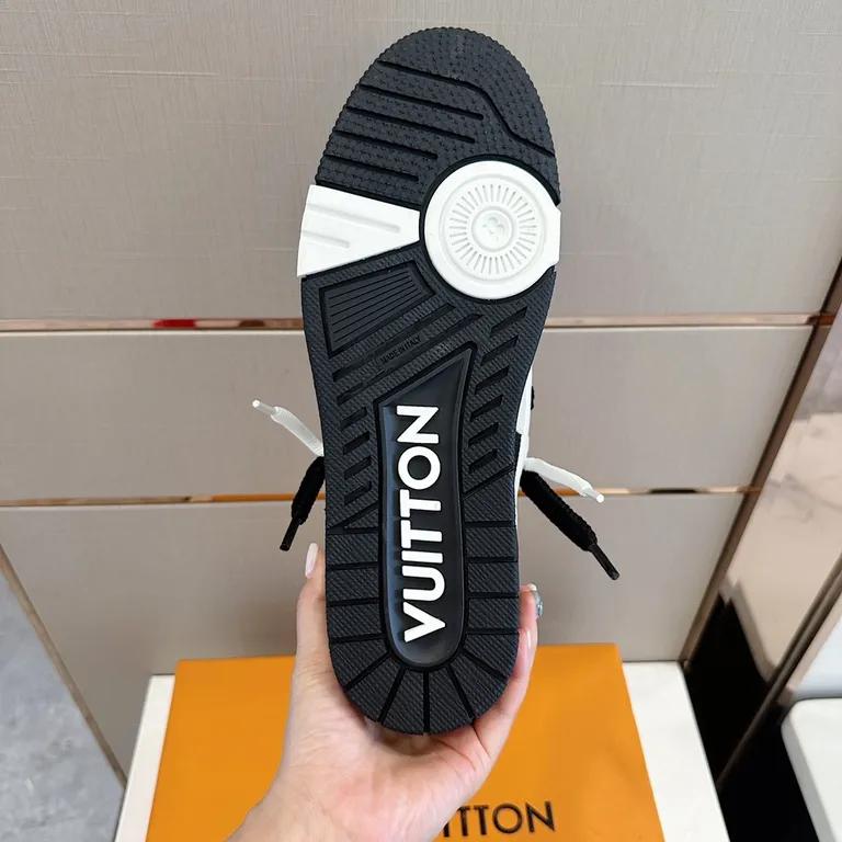 Louis Vuitton Shoe 